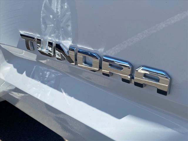 Used 2026 Toyota Tundra SR5 w/ SR5 Convenience Package AWD/4WD image 15