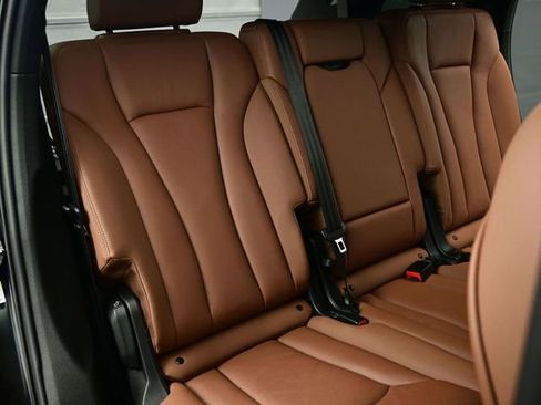 Used 2021 Audi Q7 3.0T Premium Plus image 35