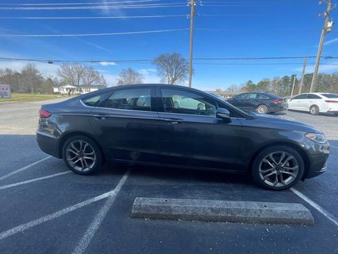 Used 2020 Ford Fusion SEL image 5