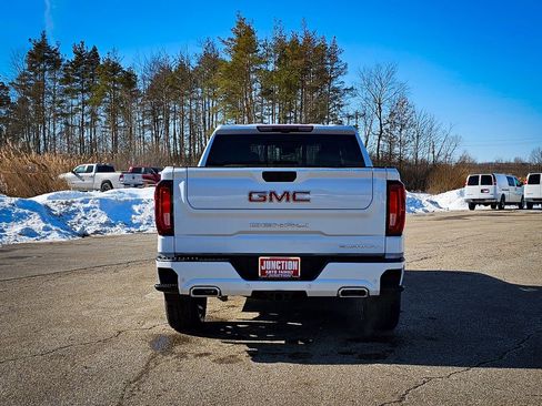 New 2026 GMC Sierra 1500 Denali AWD/4WD image 4