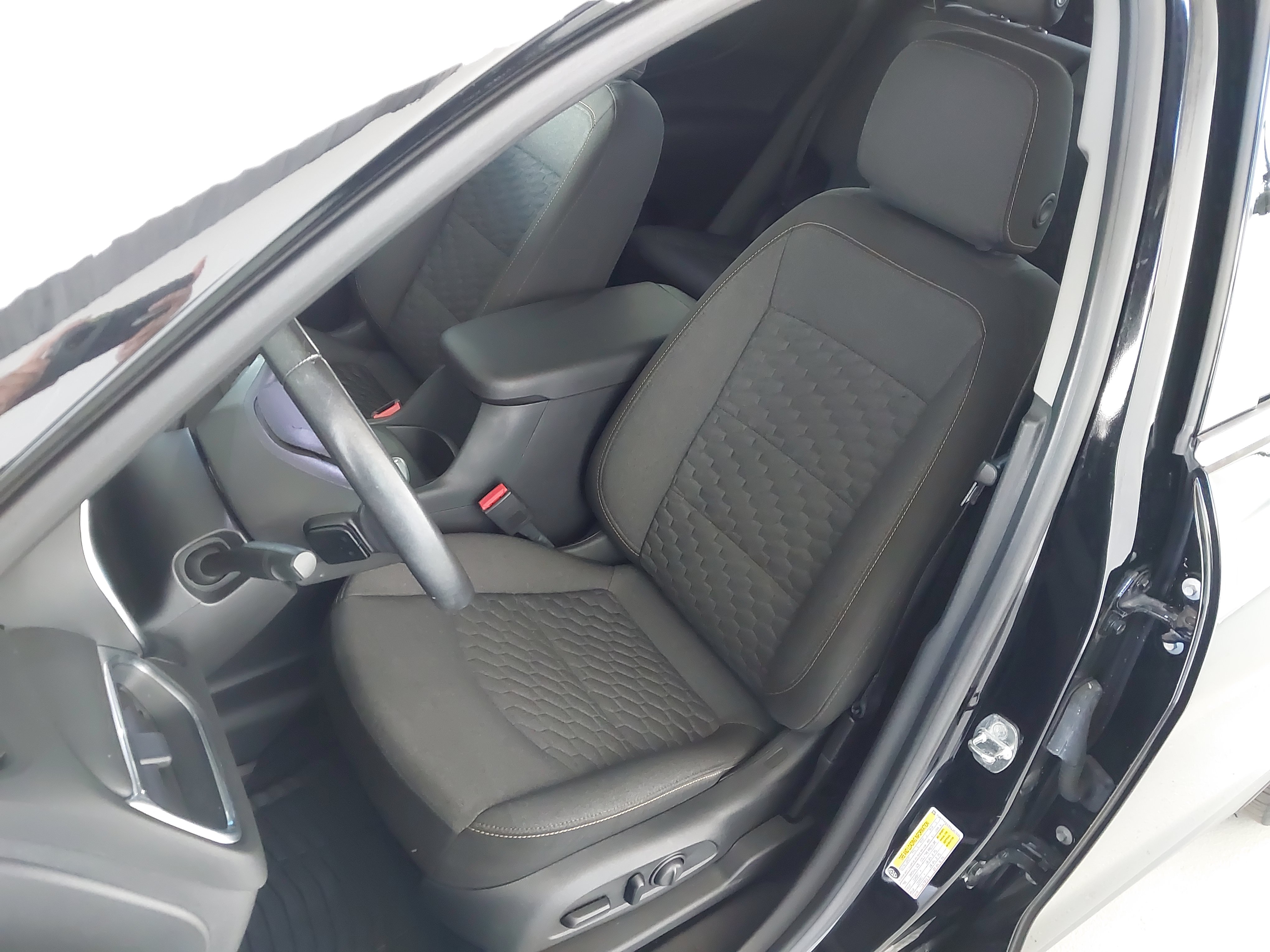 Used 2019 Chevrolet Equinox LT FWD image 22