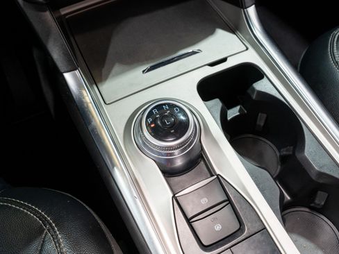 Used 2022 Ford Explorer Limited image 23