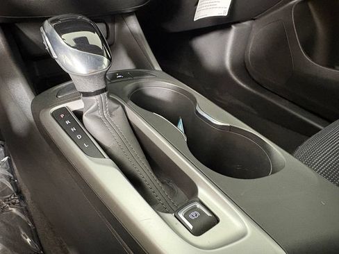 Used 2025 Buick Envista Preferred FWD image 40