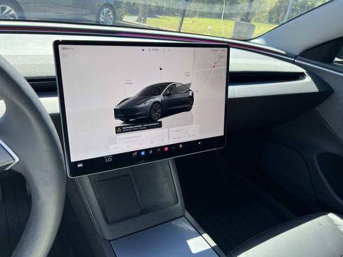 Used 2025 Tesla Model 3 Long Range image 27