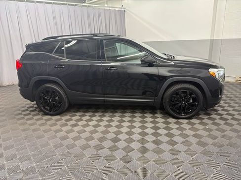 Used 2020 GMC Terrain SLE w/ Elevation Edition AWD/4WD image 4