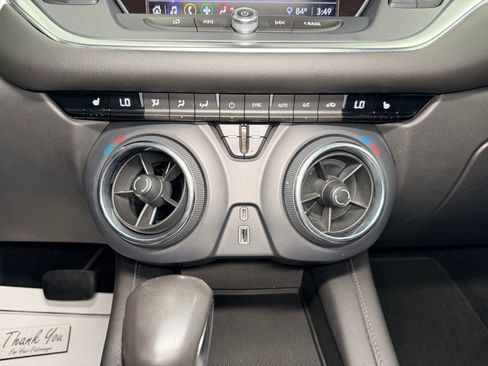 Used 2021 Chevrolet Blazer LT w/ LPO, Black Accent Package AWD/4WD image 11