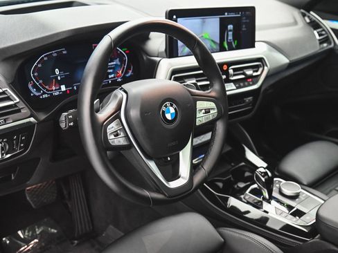 Used 2025 BMW X4 xDrive30i image 14