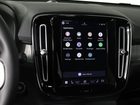 New 2026 Volvo XC40 B5 Core image 6