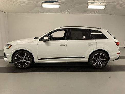 Used 2021 Audi Q7 3.0T Prestige w/ Prestige Package image 3