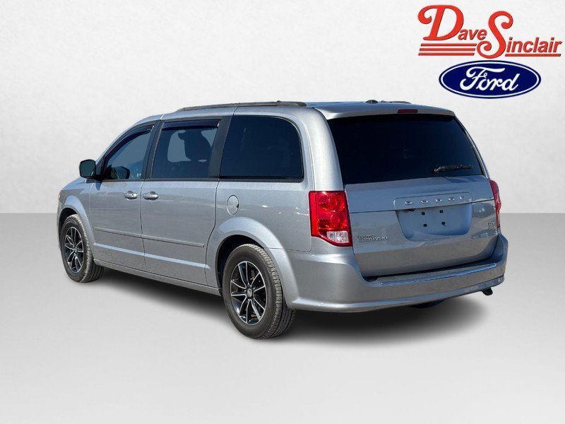 Used 2017 Dodge Grand Caravan GT FWD image 9