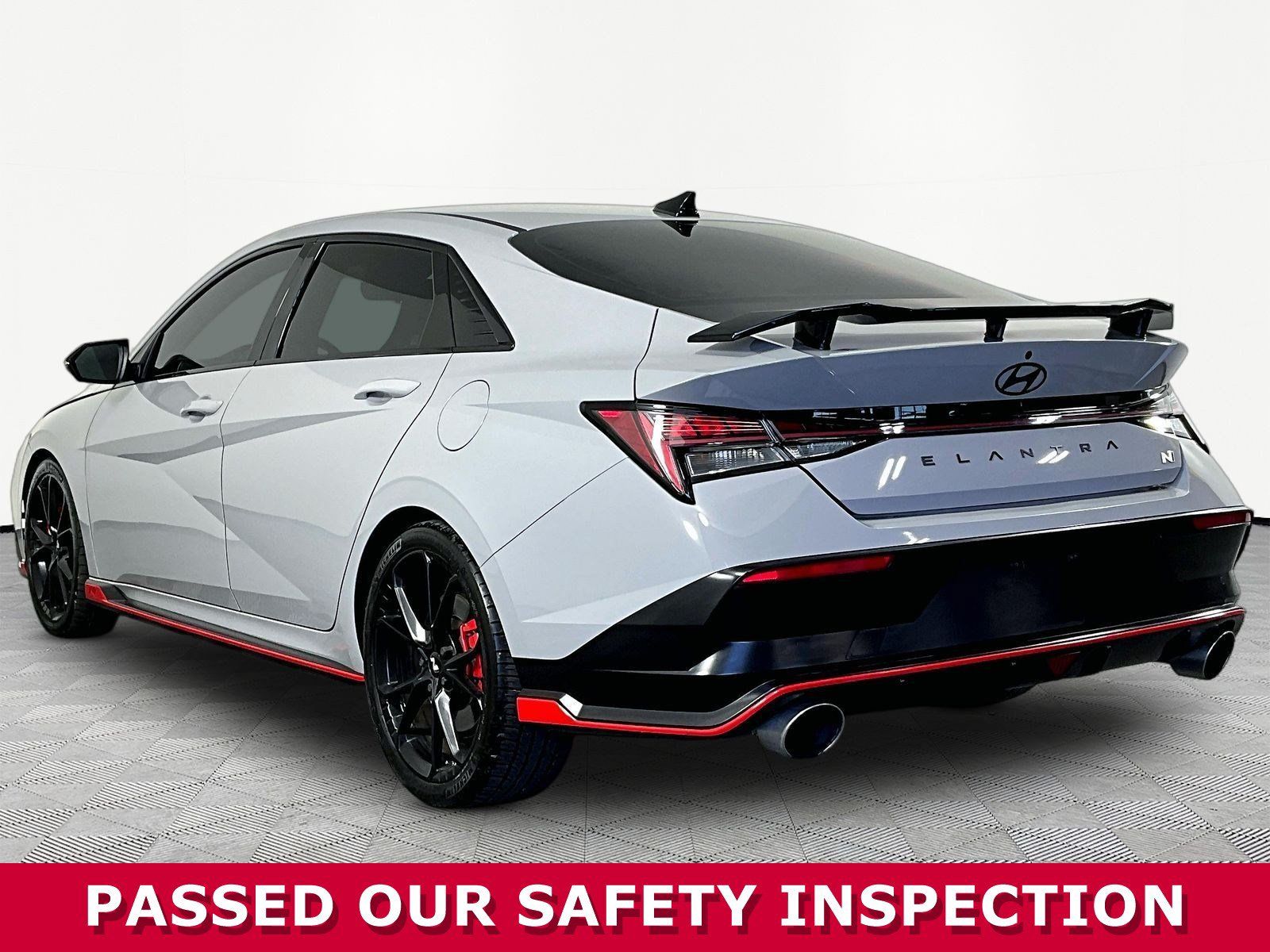 Used 2025 Hyundai Elantra N w/ Cargo Package FWD image 4