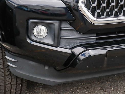 Used 2018 Toyota Tacoma TRD Sport AWD/4WD image 20