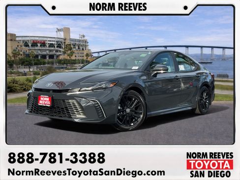 New 2026 Toyota Camry SE w/ Convenience Package FWD image 1