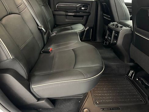 Used 2024 RAM 2500 Limited image 55