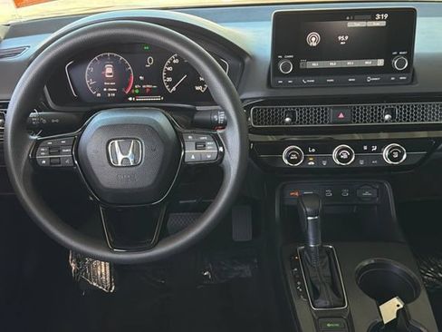 Certified 2025 Honda Civic LX image 17