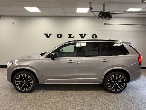 Used 2026 Volvo XC90 B6 Ultra w/ Protection Package Premier image 12