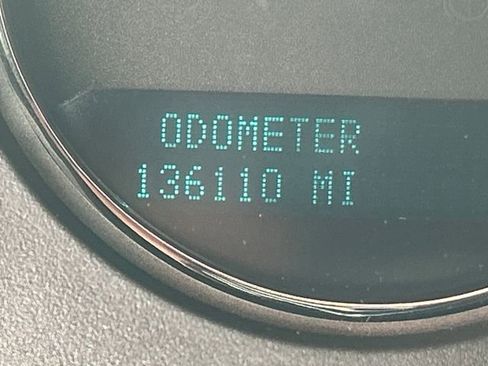 Used 2013 Chevrolet Suburban LTZ image 17