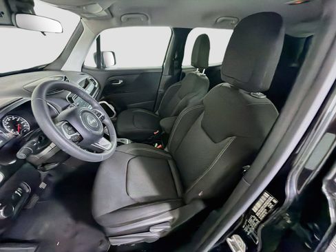 Used 2021 Jeep Renegade Sport FWD image 13