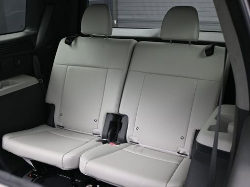 Used 2024 Hyundai Santa Fe Limited image 35