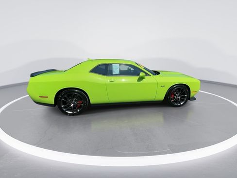 Used 2023 Dodge Challenger R/T w/ Plus Package image 9