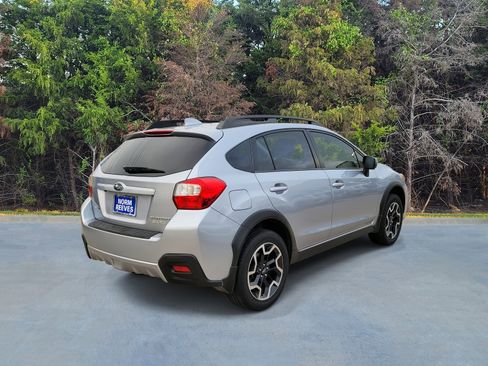Used 2017 Subaru Crosstrek 2.0i Limited w/ Popular Package #2 image 17