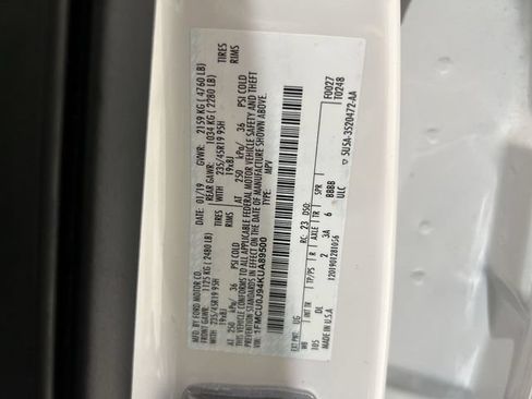 Used 2019 Ford Escape Titanium FWD image 30