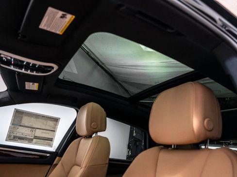 New 2026 Porsche Macan image 26