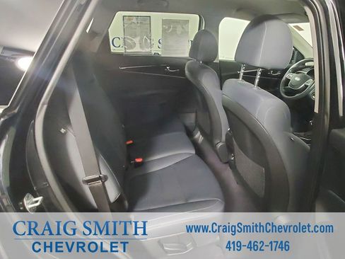 Used 2019 Kia Sorento LX image 14