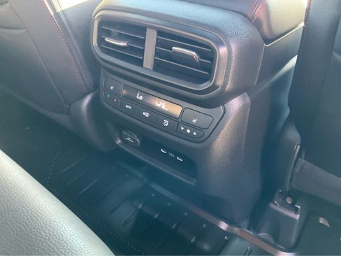Used 2024 Honda Ridgeline Black Edition image 23