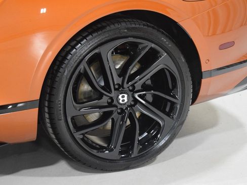 New 2026 Bentley Continental GTC AWD/4WD image 18