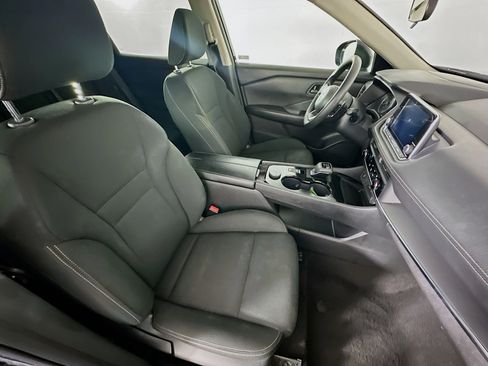 Used 2024 Nissan Rogue S AWD/4WD image 30