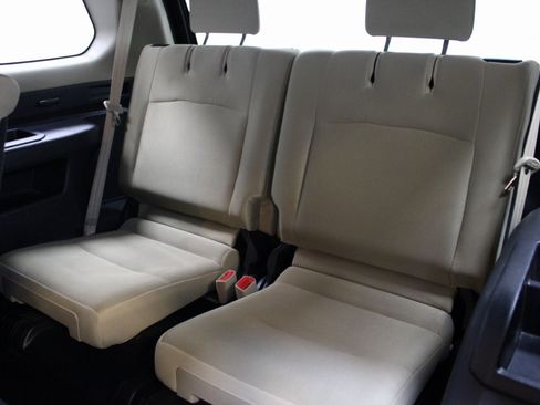 Used 2021 Toyota 4Runner SR5 image 22