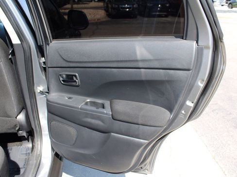 Used 2020 Mitsubishi Outlander Sport ES image 20