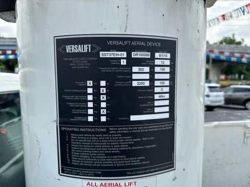 Used 2011 Ford F550 2WD Regular Cab Super Duty w/ Payload Upgrade Pkg image 33