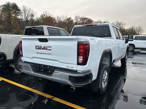 New 2026 GMC Sierra 2500 SLE w/ SLE Value Package; image 7