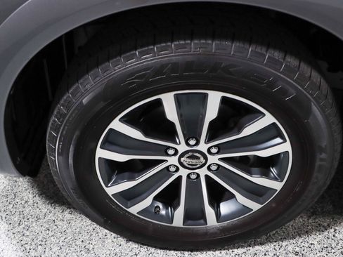 Used 2020 Nissan Armada SL w/ Premium Package image 11