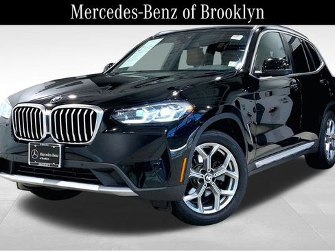 Used 2023 BMW X3 xDrive30i w/ Convenience Package AWD/4WD image 2