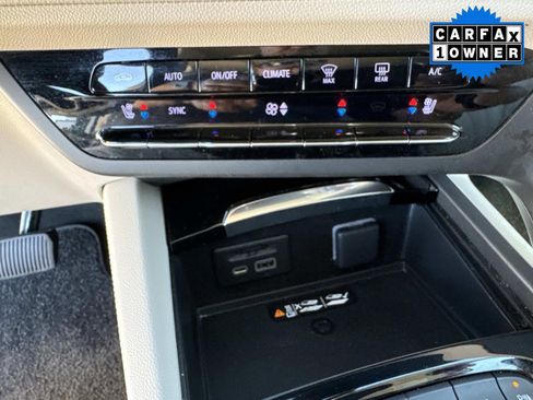 Used 2023 Buick Envision Avenir image 31