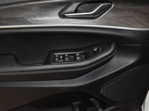 New 2026 Jeep Grand Cherokee Altitude AWD/4WD image 27