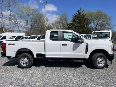 New 2026 Ford F250 XL image 2