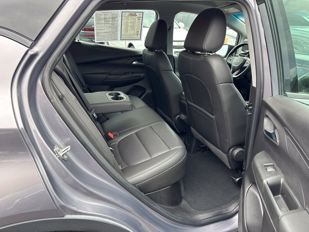 Used 2023 Chevrolet Bolt LT w/ Infotainment Package FWD image 25