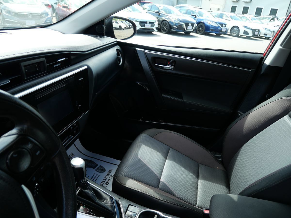 Used 2017 Toyota Corolla LE FWD image 13