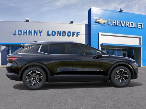 New 2026 Chevrolet Equinox EV LT image 5