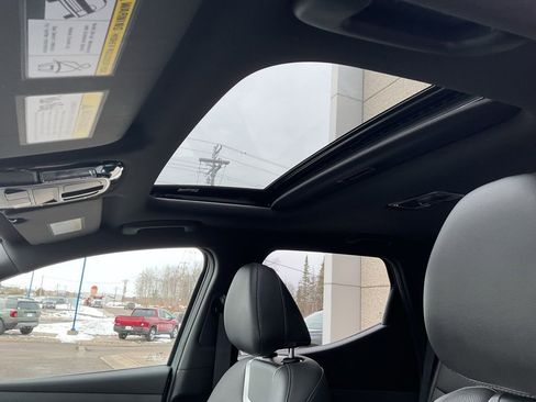 Used 2025 Hyundai Santa Cruz Limited image 12