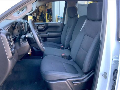 Used 2020 Chevrolet Silverado 1500 Custom w/ Custom Convenience Package image 25