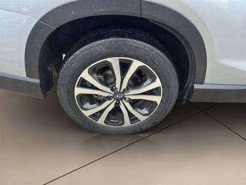 Used 2020 Subaru Forester Limited w/ Popular Package #3 AWD/4WD image 23