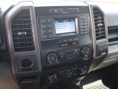 Certified 2022 Ford F250 XL RWD image 18
