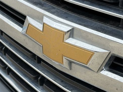 Used 2021 Chevrolet Tahoe LT image 5