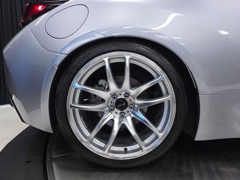 Used 2024 Toyota GR86 Premium RWD image 38