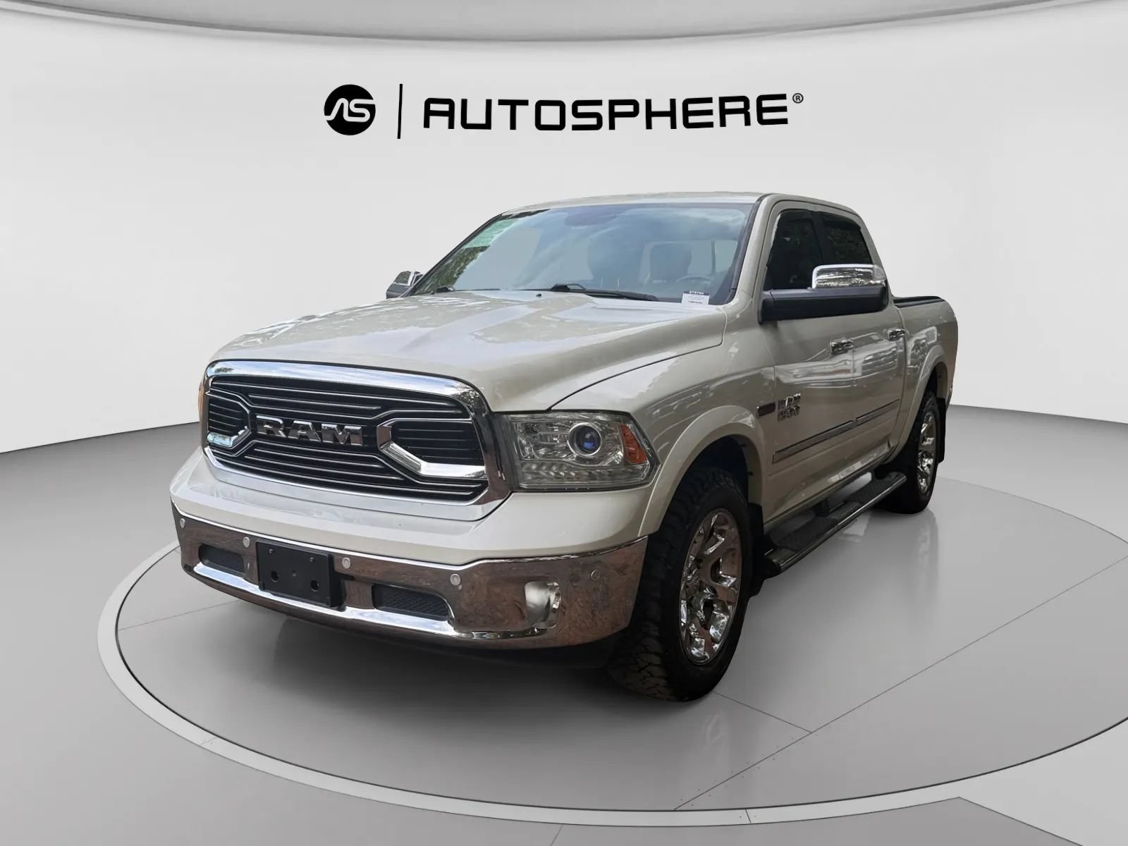 Used 2017 RAM 1500 Laramie w/ Convenience Group AWD/4WD image 3
